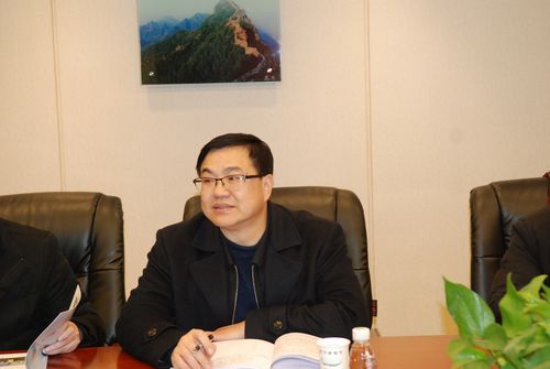 襄阳市科技局党组书记阳以诚到万洲调研